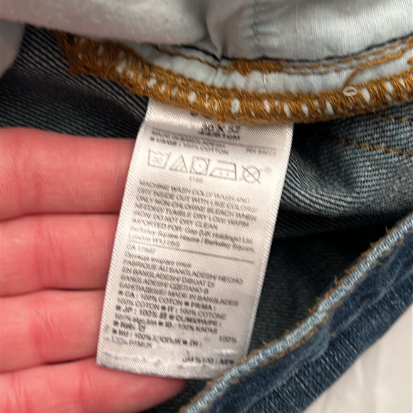 Banana Republic Vintage Straight medium wash blue denim jeans - Picture 11 of 12